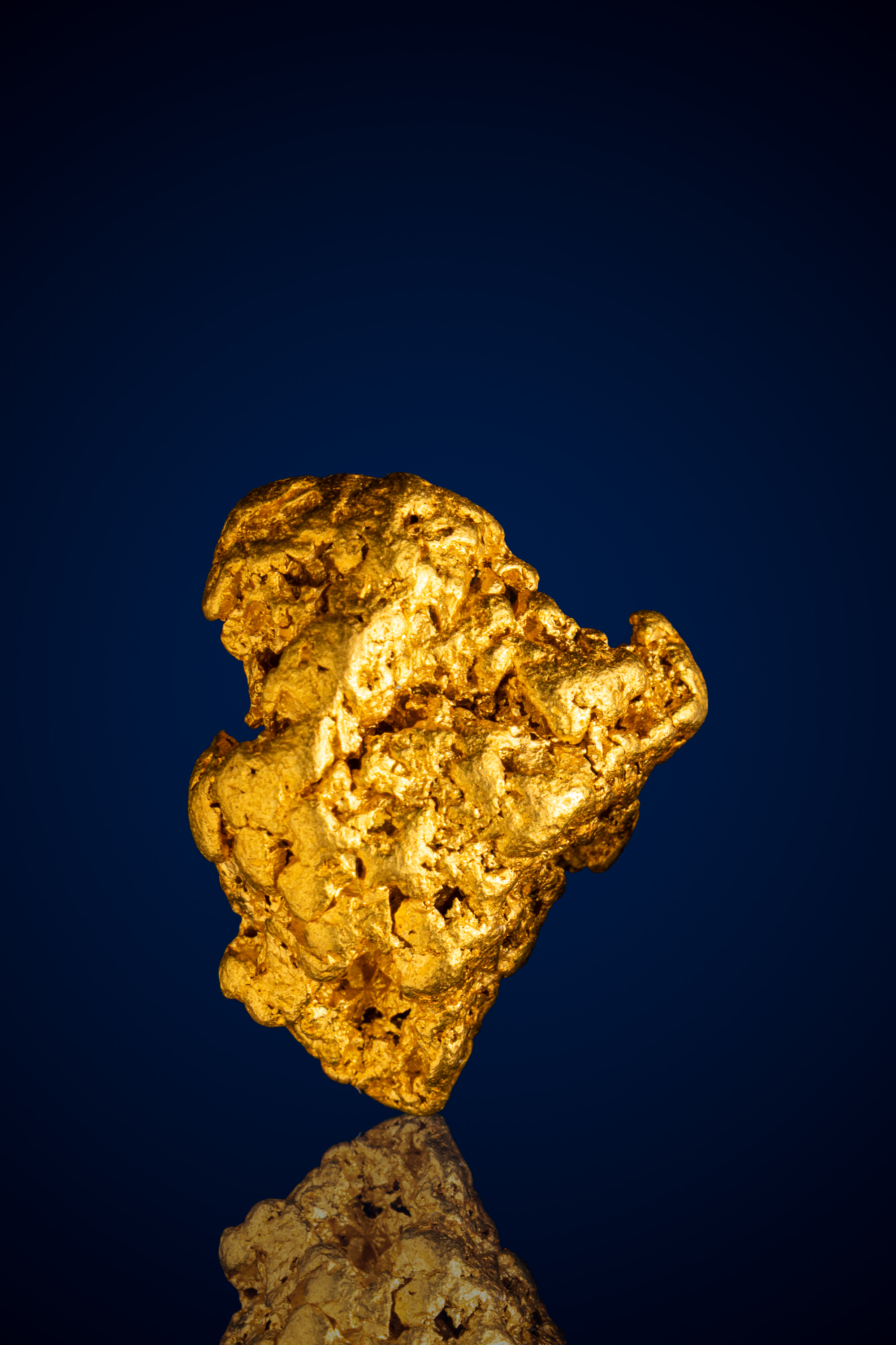 Chunky, Brilliant Natural Gold Nugget - Western Australia - 23.05 grams (image for) Chunky, Brilliant Natural Gold Nugget - Western Australia - 23.05 grams